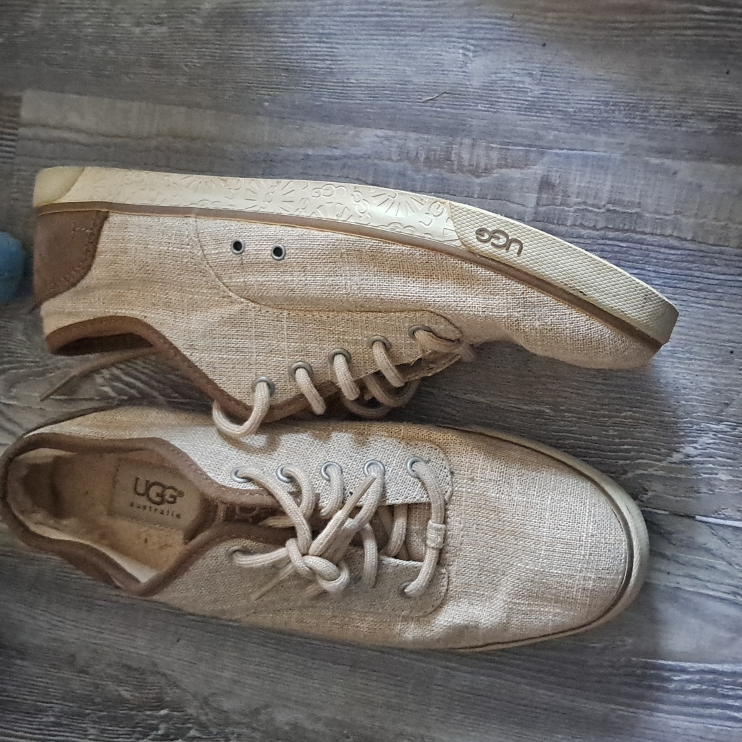 Uggs 9